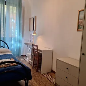  Affittacamere Sleep Easy Italia